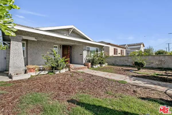Los Angeles, CA 90037,945 W 54th St