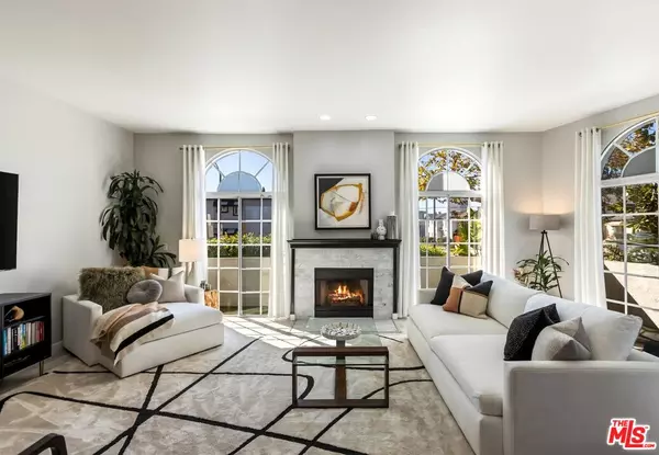 5848 W Olympic Blvd #102, Los Angeles, CA 90036