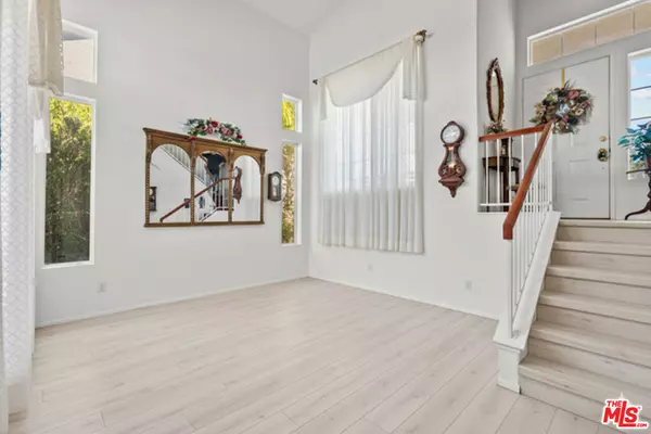 3425 Caspian Dr, Palmdale, CA 93551