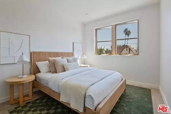 Los Angeles, CA 90042,6320 Garvanza Ave #304