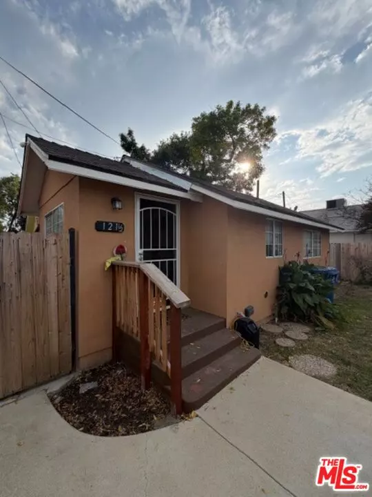 Bakersfield, CA 93308,121 Roberts Ln