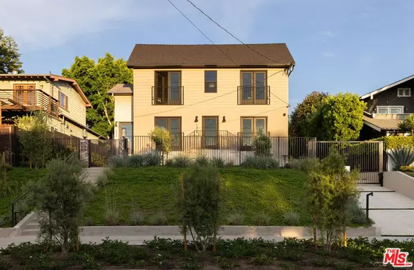 Los Angeles, CA 90029,1018 Manzanita St