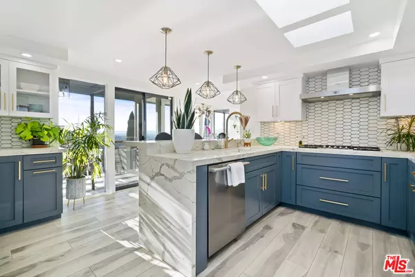 Studio City, CA 91604,3288 WRIGHTWOOD DR