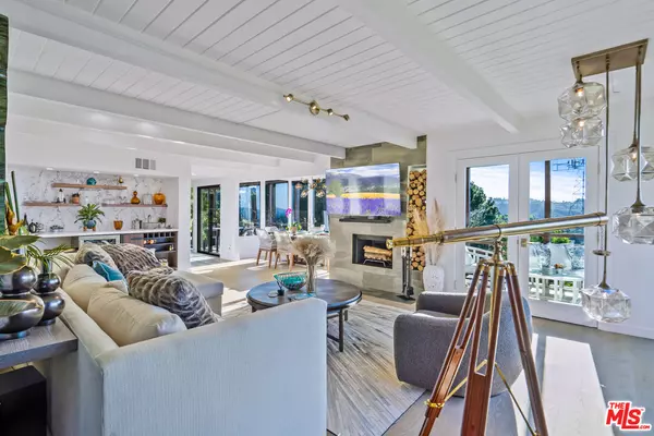 Studio City, CA 91604,3288 WRIGHTWOOD DR