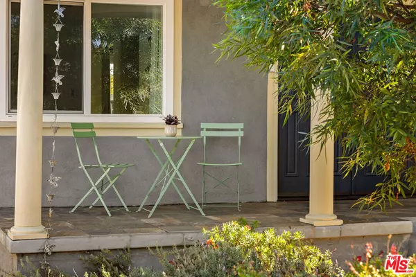 Los Angeles, CA 90043,5748 7th Ave