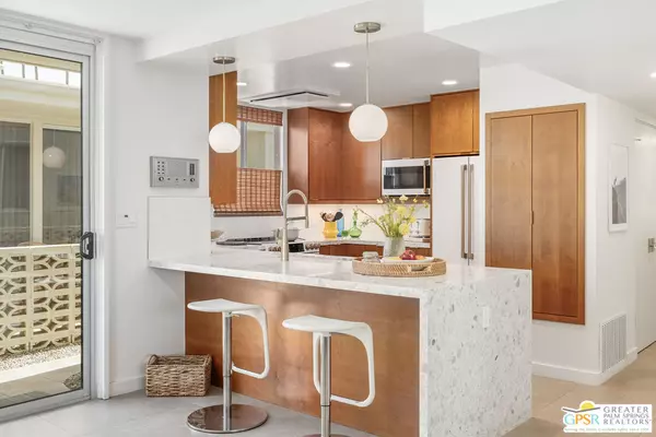 Palm Springs, CA 92264,1821 Sandcliff Rd