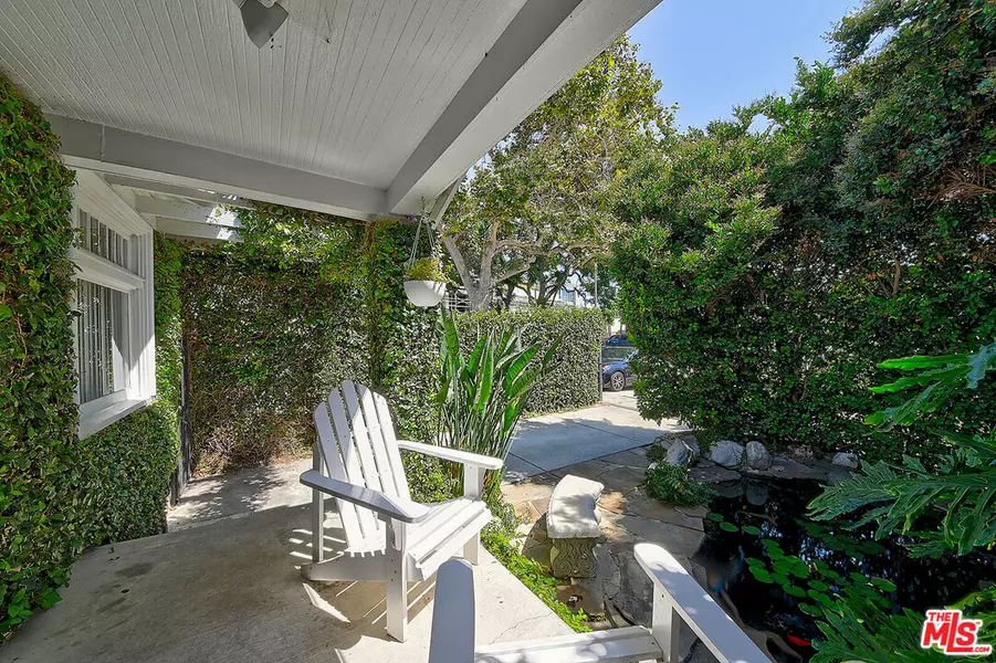 2627 S Cloverdale Ave, Los Angeles, CA 90016