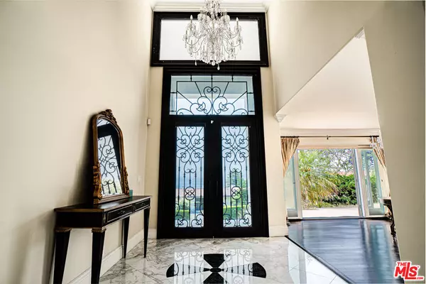 Palos Verdes Estates, CA 90274,1312 Via Zumaya