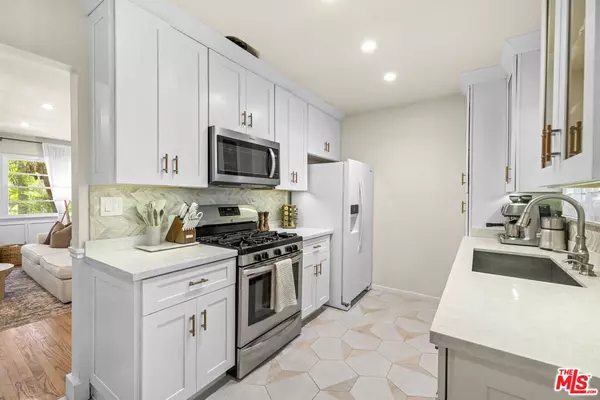 Santa Monica, CA 90403,1325 S Washington Ave #APT C