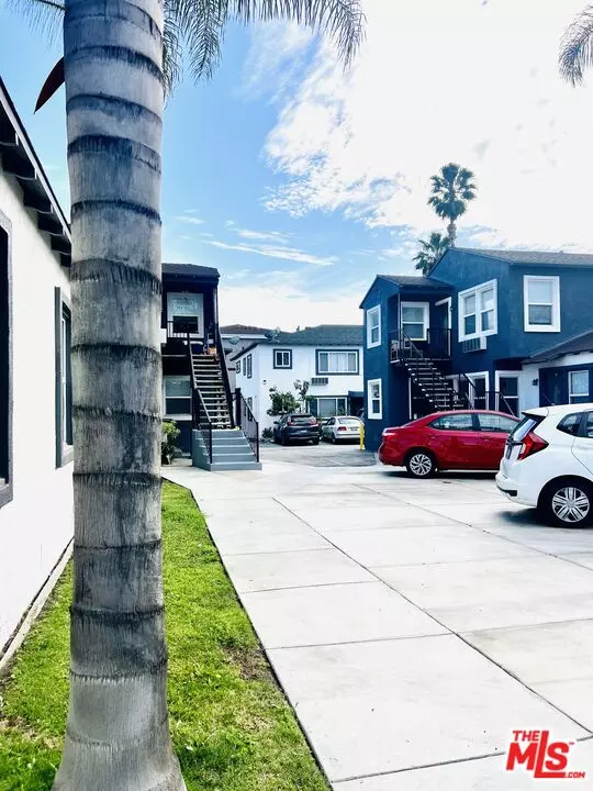 Glendale, CA 91205,600 E Chevy Chase Dr #G