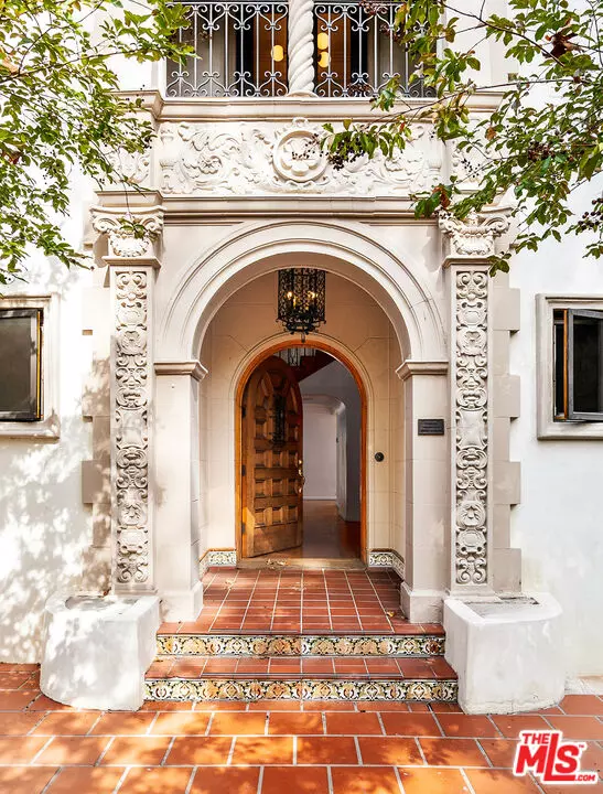 North Hollywood, CA 91601,11159 La Maida St