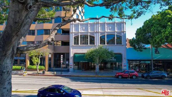 Pasadena, CA 91106,911 E Colorado Blvd