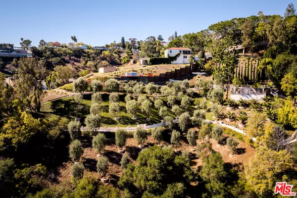 Beverly Hills, CA 90210,1436 Bella Dr