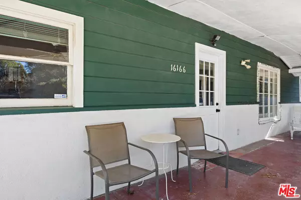 Santa Clarita, CA 91390,16166 Sierra Hwy