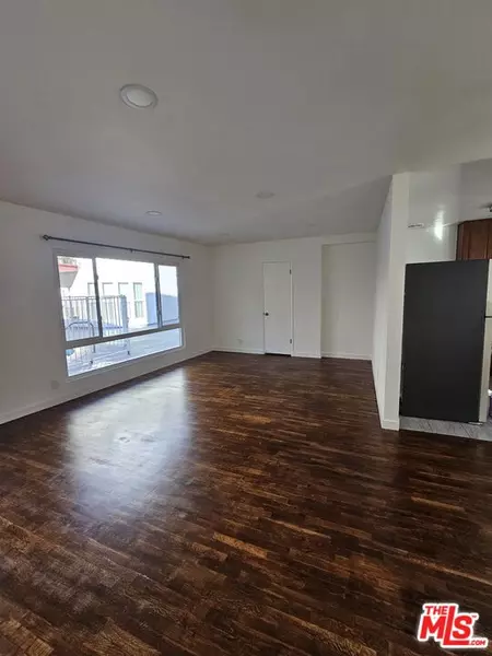 1537 N Laurel Ave #104, Los Angeles, CA 90046