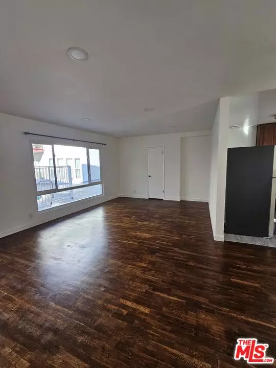 1537 N Laurel Ave #104, Los Angeles, CA 90046