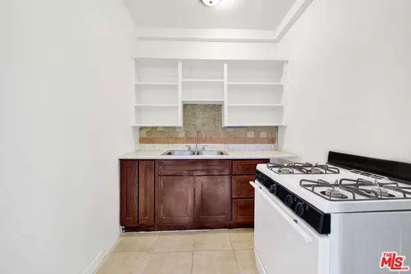 Glendale, CA 91205,225 E Garfield Ave #205