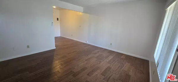 Los Angeles, CA 90007,2458 S Normandie Ave #3