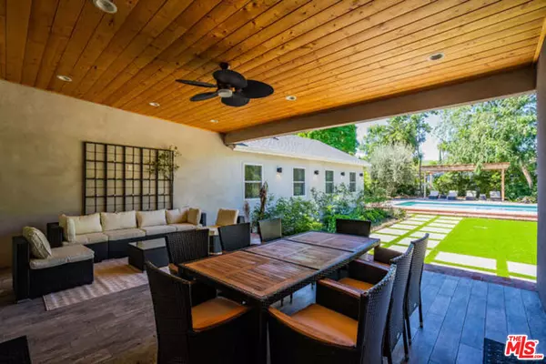 Woodland Hills, CA 91367,5907 JUMILLA AVE