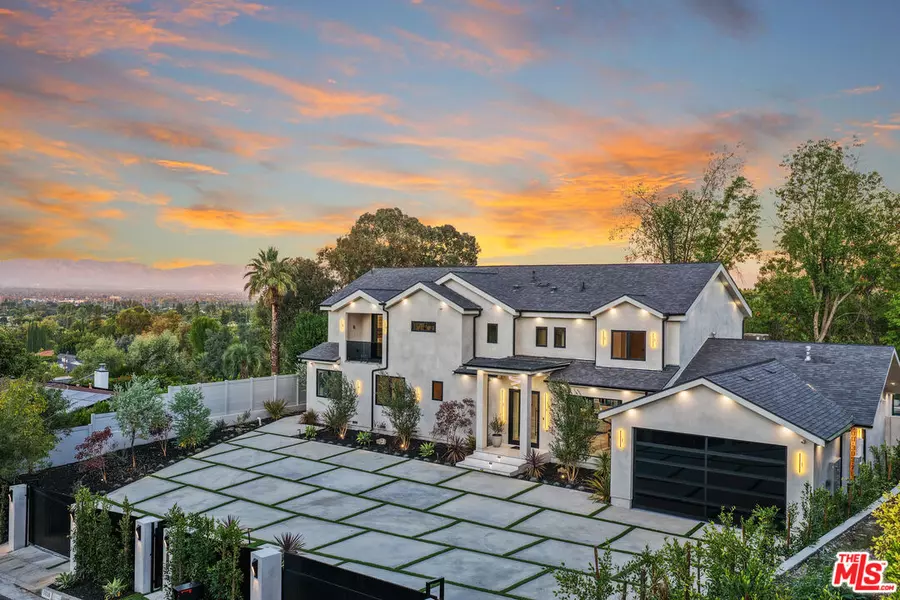 5036 Shirley Ave, Tarzana, CA 91356