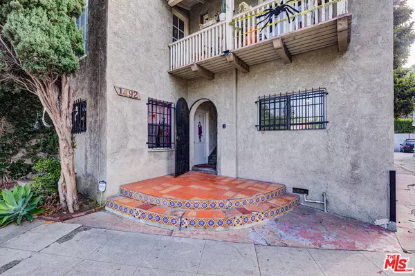 Los Angeles, CA 90026,1492 Silver Lake Blvd #1