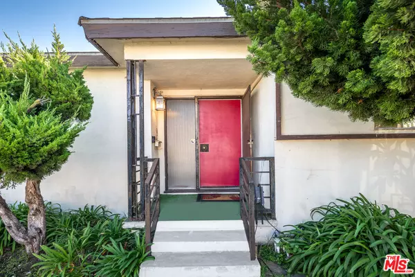 Los Angeles, CA 90066,4506 Grand View Blvd