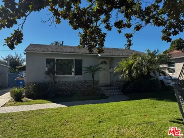 8015 Dunbarton Ave, Los Angeles, CA 90045