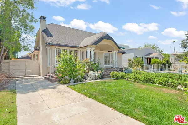 Los Angeles, CA 90019,1107 S St Andrews Pl