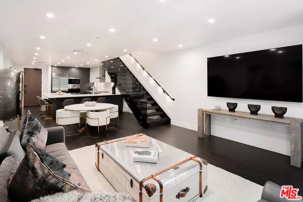 Los Angeles, CA 90069,724 N Croft Ave #108