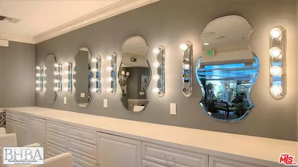 Beverly Hills, CA 90210,421 N Rodeo Dr #P1-A4