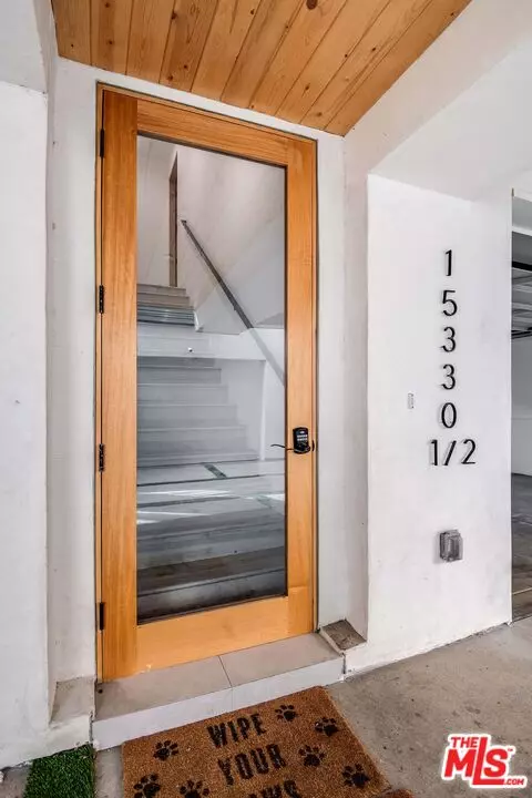 Sherman Oaks, CA 91411,15330 Weddington St