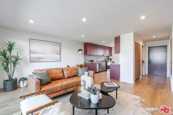 12425 Texas Ave #8, Los Angeles, CA 90025