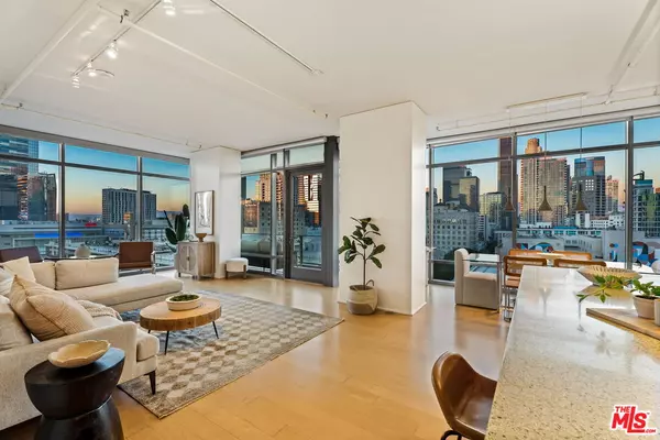 Los Angeles, CA 90015,1100 S Hope St #1116