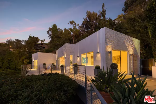 Beverly Hills, CA 90210,9422 Readcrest Dr