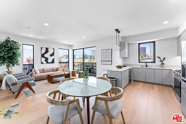 Los Angeles, CA 90006,904 S New Hampshire Ave #610