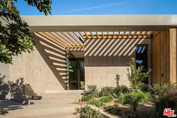 Los Angeles, CA 90069,1600 Rising Glen Rd