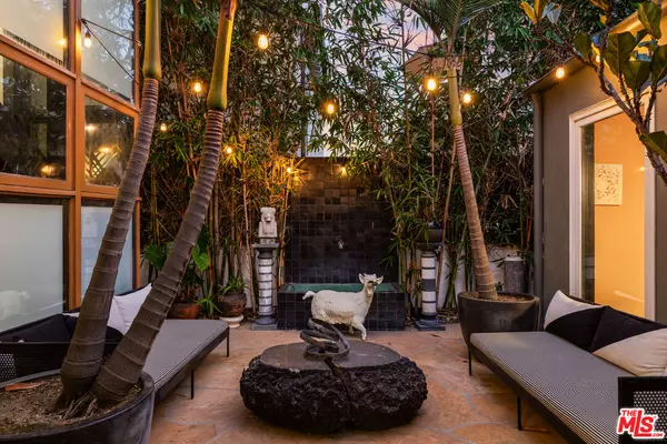 Marina Del Rey, CA 90292,14 Anchorage St