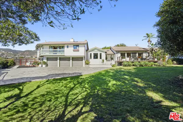 6052 Merritt Dr, Malibu, CA 90265