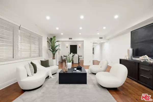 Los Angeles, CA 90049,11749 Goshen Ave #102