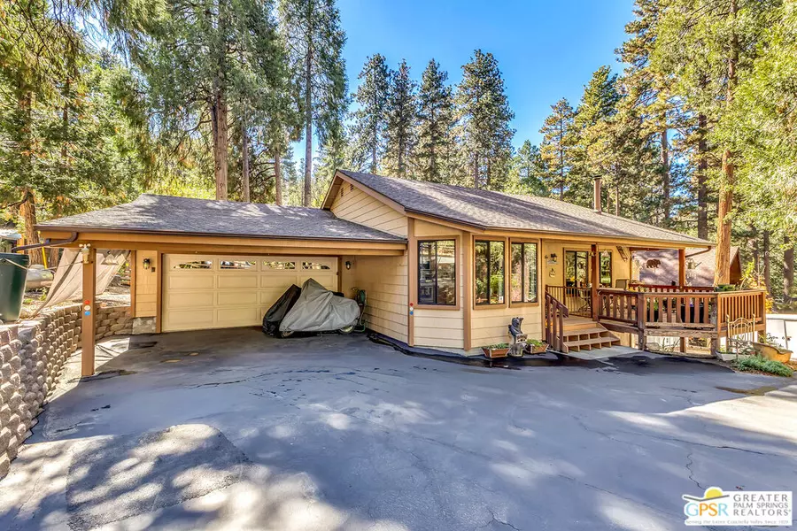 52199 Acorn Ln, Idyllwild, CA 92549