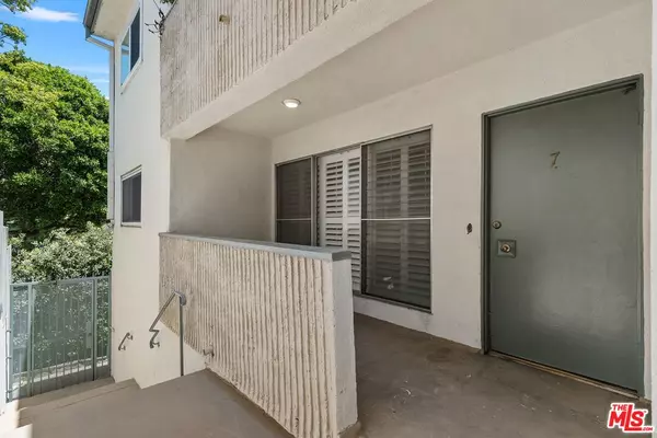 Santa Monica, CA 90405,2621 Centinela Ave #7