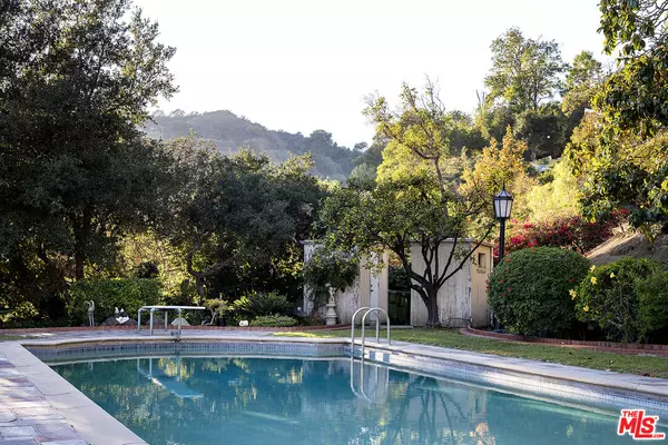 Los Angeles, CA 90068,7141 Senalda Rd