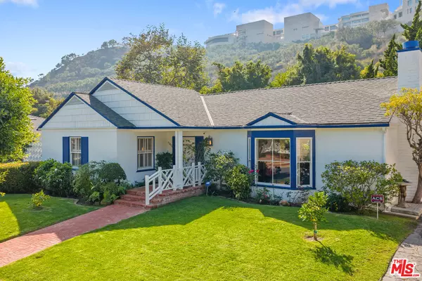 11806 Bellagio Rd, Los Angeles, CA 90049