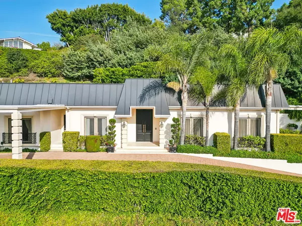 Los Angeles, CA 90077,10825 Chalon Rd