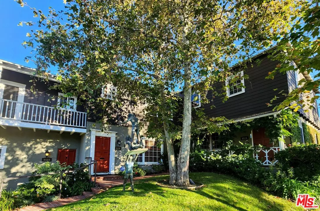 Beverly Hills, CA 90212,9528 W Olympic Blvd