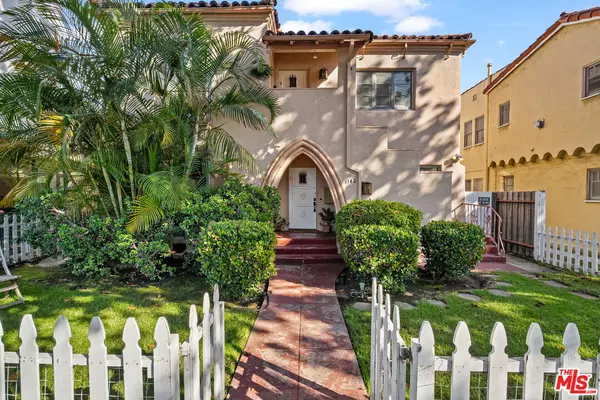 Los Angeles, CA 90035,1142 S Clark Dr #3