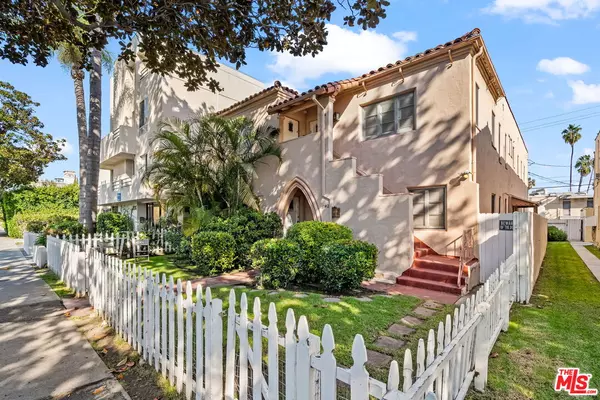 1142 S Clark Dr #3, Los Angeles, CA 90035