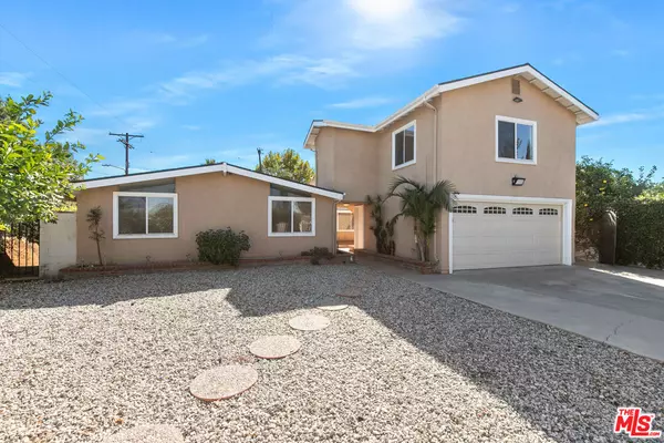 20500 Archwood St, Winnetka, CA 91306