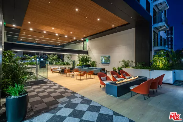 Long Beach, CA 90802,250 E Broadway #511