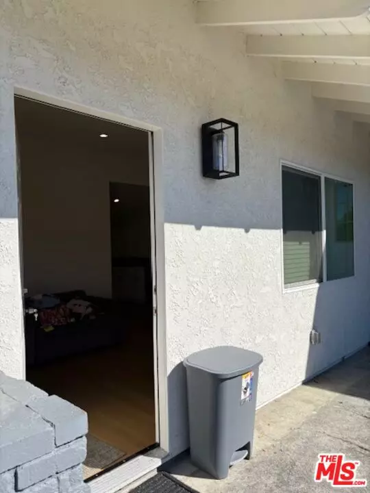 Tujunga, CA 91042,9736 Tujunga Canyon Pl